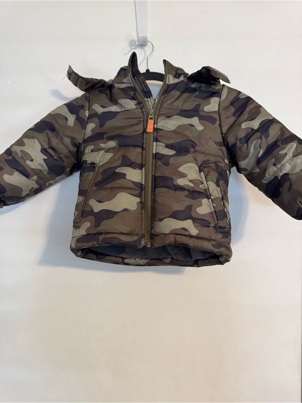 OshKosh B'gosh Navy and Khaki Camo Jacket Label Close-Up